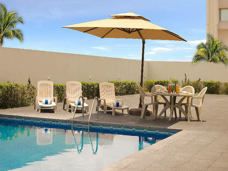 Fato Hotel كويريتارو المظهر الخارجي الصورة